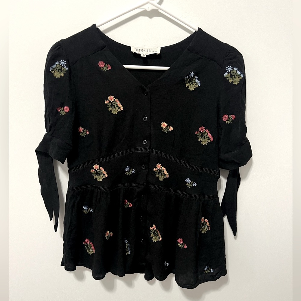 Brass&Roe Black Embroidered Blouse Size S